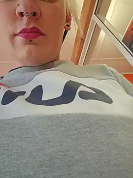 PinkTheHawk online show from 9, 10, 2025