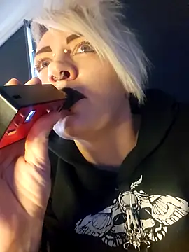 PinkTheHawk online show from 28, 9, 2025