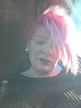 PinkTheHawk online show from 24, 5, 2026