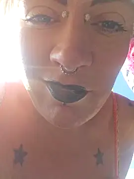 PinkTheHawk online show from 8, 2, 2025