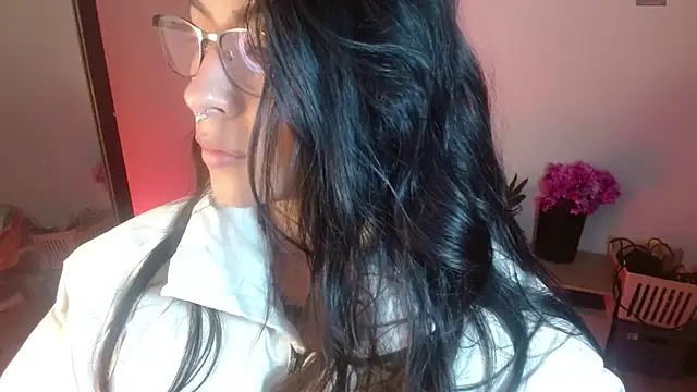 Snapshot of karlavittar chatting on 14, 10, 2025 karlavittar online show from 14, 10, 2025