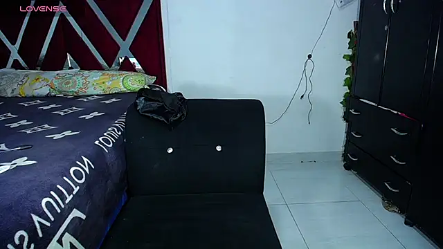 DanisaBrown online show from 15, 3, 2025