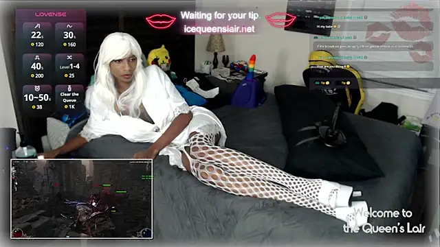 QueenofWhiteIce online show from 4, 2, 2025