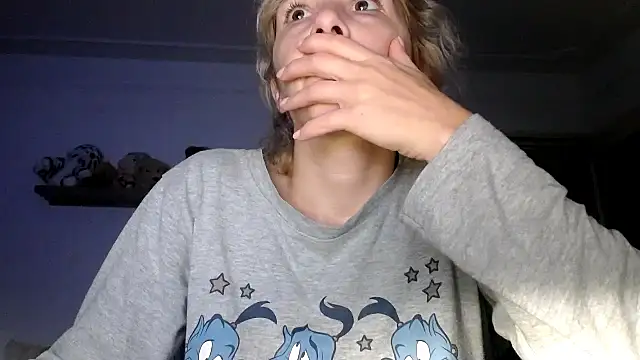 Snapshot of SexxyLety chatting on 11, 10, 2025 SexxyLety online show from 11, 10, 2025