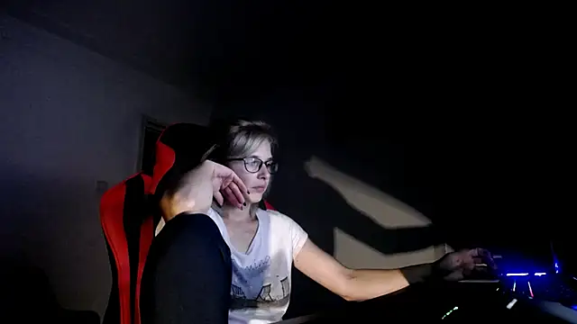 Snapshot of SexxyLety chatting on 5, 10, 2025 SexxyLety online show from 5, 10, 2025