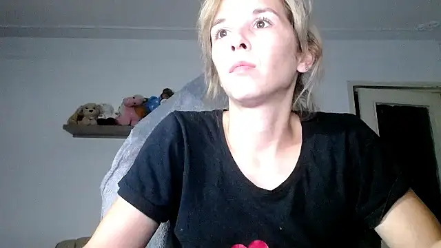 Snapshot of SexxyLety chatting on 20, 9, 2025 SexxyLety online show from 20, 9, 2025