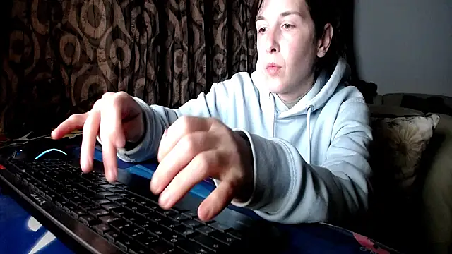 SexxyLety online show from 2, 5, 2026