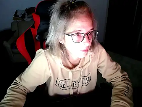 Snapshot of SexxyLety chatting on 1, 10, 2025 SexxyLety online show from 1, 10, 2025