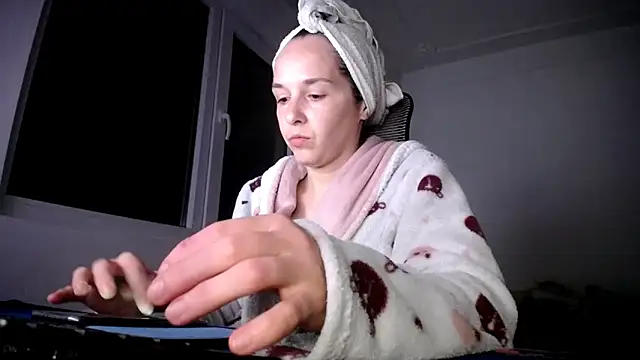 SexxyLety online show from 9, 5, 2026