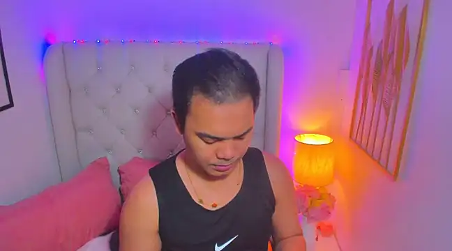 AsianZero online show from 4, 3, 2025