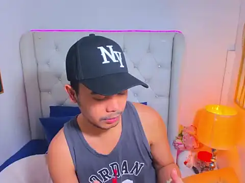 Snapshot of AsianZero chatting on 20, 5, 2026 AsianZero online show from 20, 5, 2026