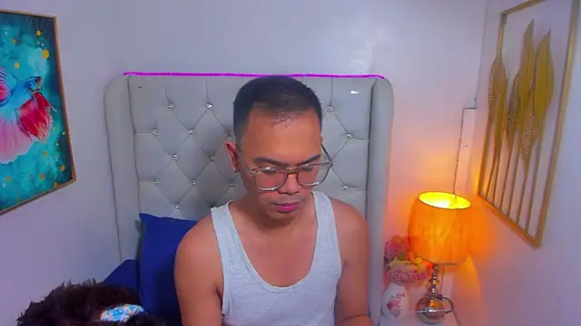 Snapshot of AsianZero chatting on 1, 7, 2026 AsianZero online show from 1, 7, 2026