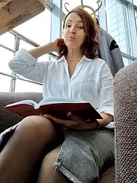 EvaXOAir online show from 11, 10, 2025