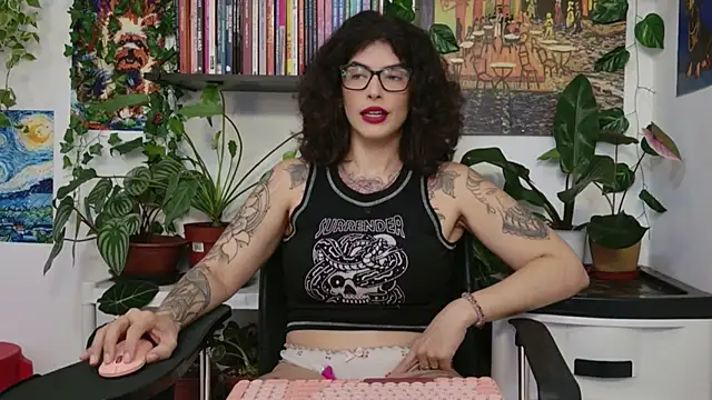 Snapshot of TaliMajesty chatting on 14, 5, 2026 TaliMajesty online show from 14, 5, 2026