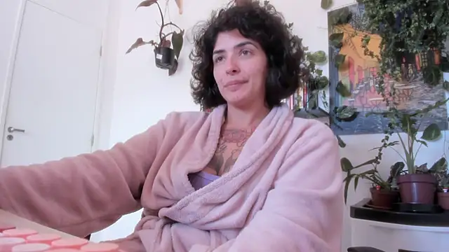 TaliMajesty online show from 22, 10, 2025