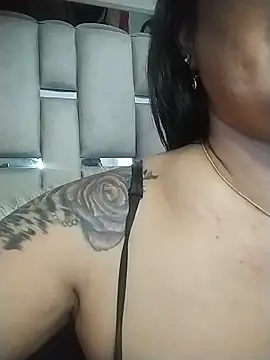 chelaqueen  online show from 28, 5, 2026
