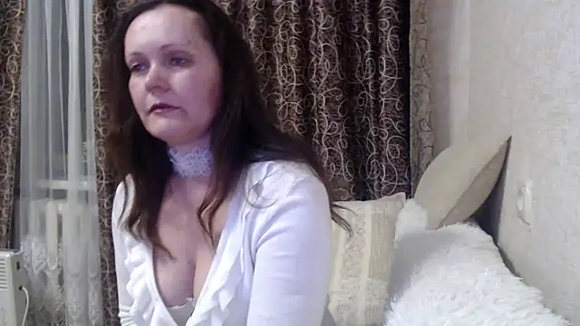 SheLion online show from 15, 2, 2026