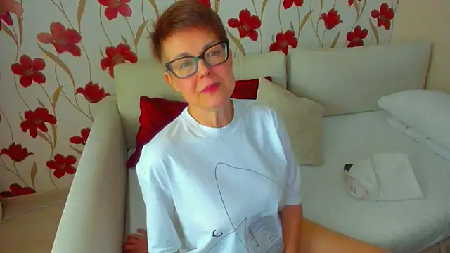 Snapshot of JennAlison chatting on 3, 2, 2025 JennAlison online show from 3, 2, 2025