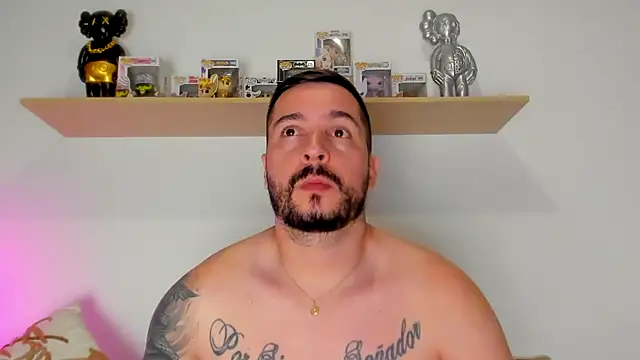 camilo restrepo21 online show from 5, 11, 2025