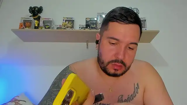 camilo restrepo21 online show from 17, 3, 2026