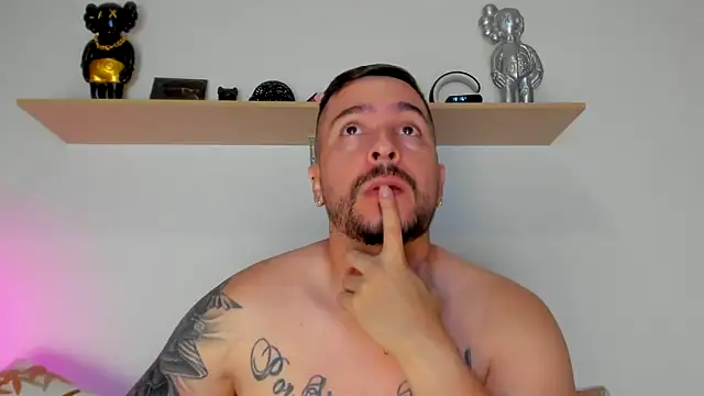 camilo restrepo21 online show from 24, 9, 2025