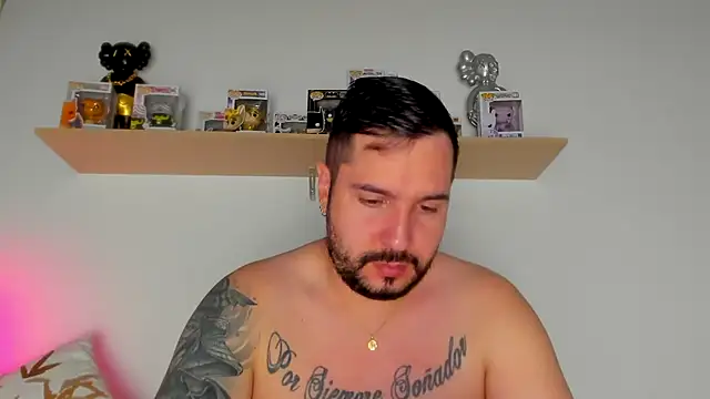 camilo restrepo21 online show from 17, 12, 2025