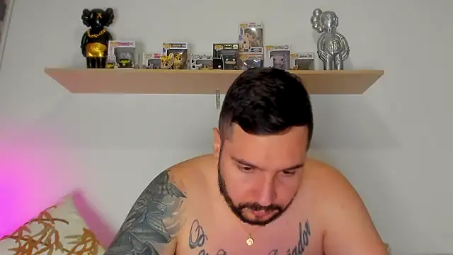 camilo restrepo21 online show from 7, 11, 2025