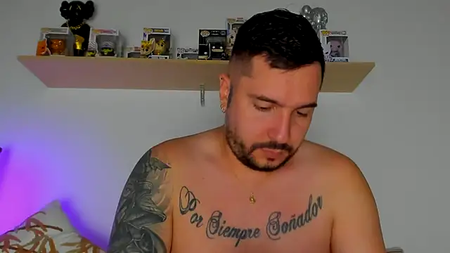 camilo restrepo21 online show from 17, 2, 2026