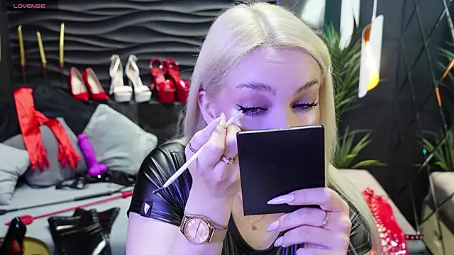 MistressDarsy online show from 18, 3, 2025