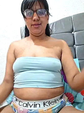 Snapshot of ZaidaWet chatting on 23, 6, 2026 ZaidaWet online show from 23, 6, 2026