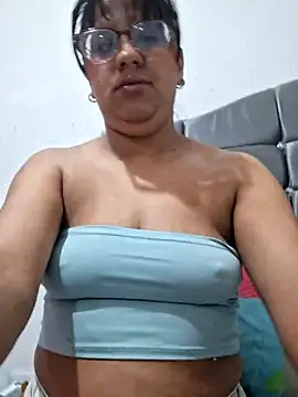 Snapshot of ZaidaWet chatting on 26, 6, 2026 ZaidaWet online show from 26, 6, 2026