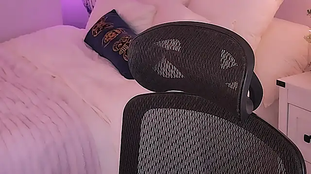 Snapshot of Wonderful_Woman chatting on 20, 12, 2025 Wonderful Woman online show from 20, 12, 2025