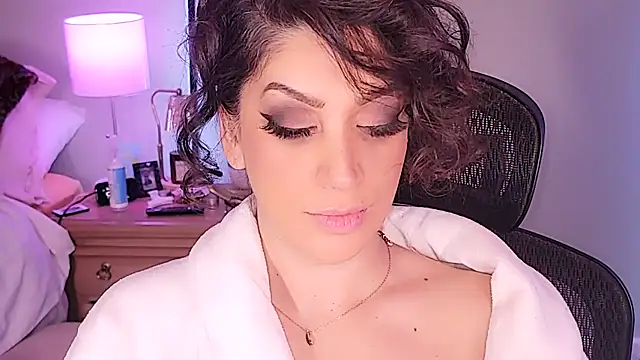 Snapshot of Wonderful_Woman chatting on 15, 3, 2025 Wonderful Woman online show from 15, 3, 2025