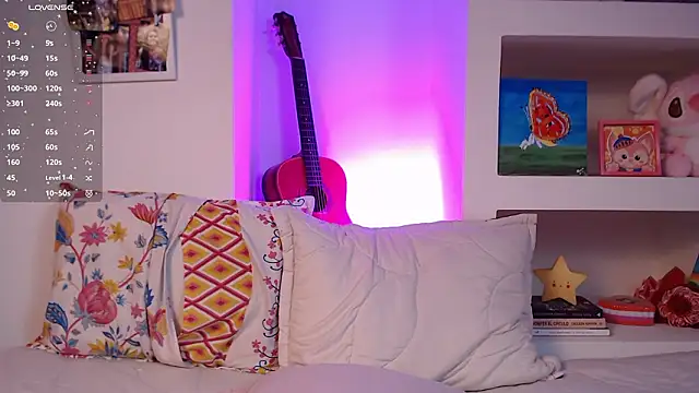 lailypink online show from 13, 3, 2026