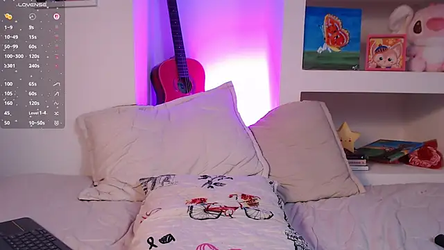 lailypink online show from 9, 7, 2026