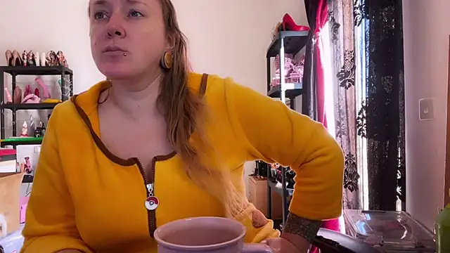 kisicaxx online show from 21, 11, 2025