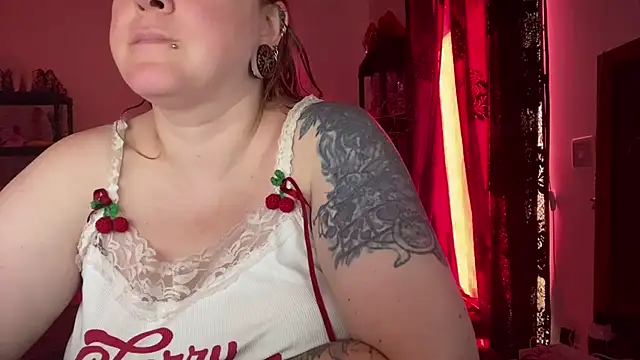 kisicaxx online show from 15, 7, 2026