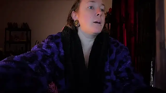 kisicaxx online show from 8, 1, 2026