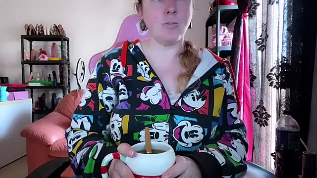 kisicaxx online show from 23, 3, 2026