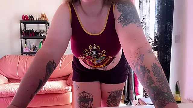 kisicaxx online show from 10, 9, 2025