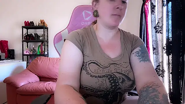 kisicaxx online show from 21, 9, 2025