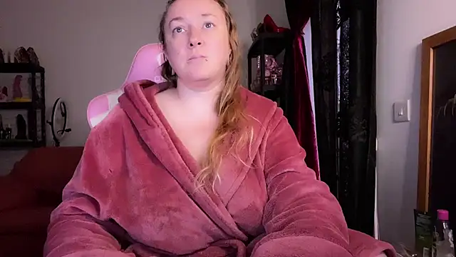 kisicaxx online show from 8, 11, 2025