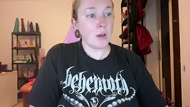 kisicaxx online show from 31, 7, 2026