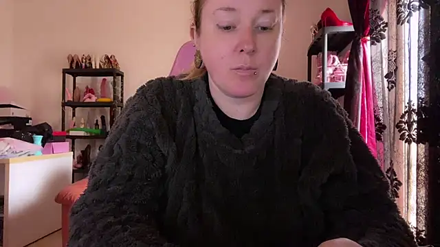 kisicaxx online show from 15, 3, 2026