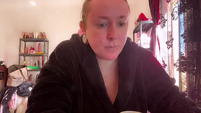 kisicaxx online show from 24, 2, 2026