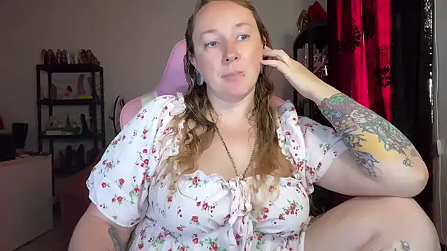 kisicaxx online show from 19, 7, 2026