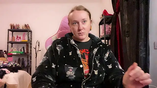 kisicaxx online show from 14, 1, 2026