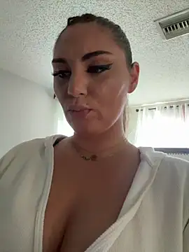 lovely beast online show from 16, 9, 2025