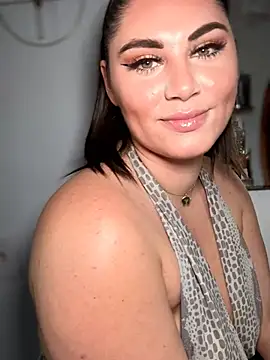 lovely beast online show from 19, 2, 2026