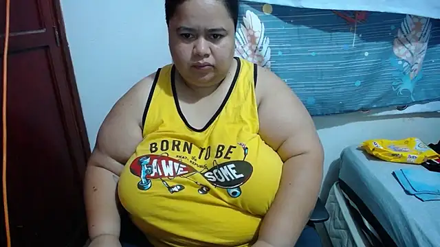 hotlesby4uxxx online show from 25, 2, 2026